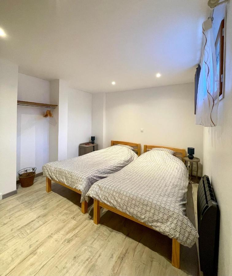 Le Petit Chalus Grand Gite Forcalquier Exterior photo
